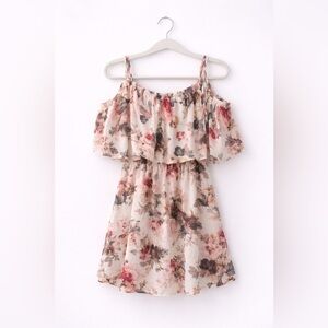 Sincerely Jules Floral Off-Shoulder Blouse | Size M